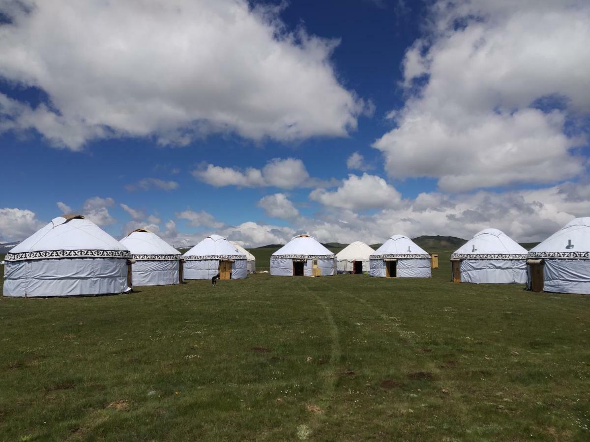 Yurt Camp Muras In Song Kol Lake Hotel Kochkor Buitenkant foto