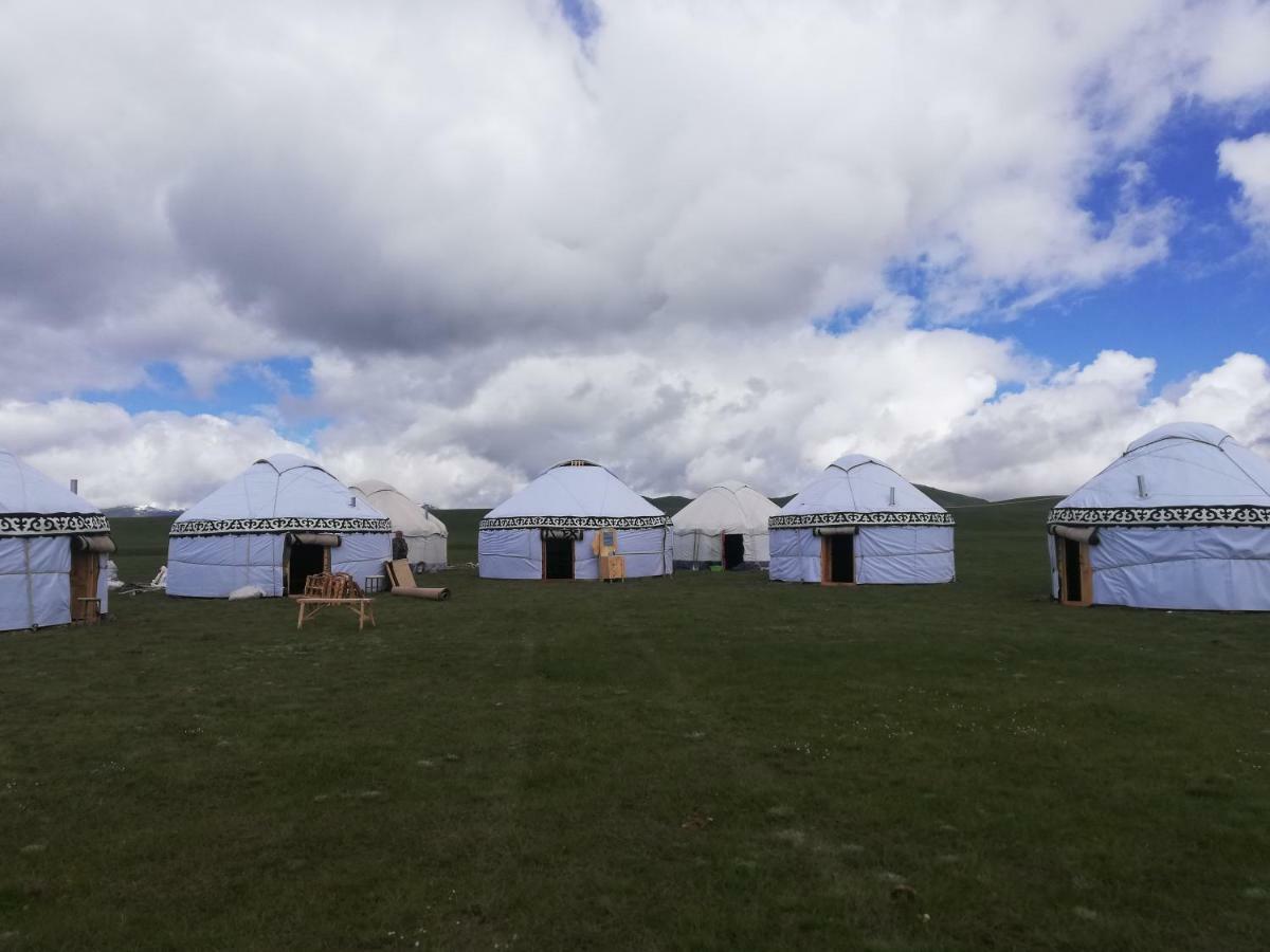 Yurt Camp Muras In Song Kol Lake Hotel Kochkor Buitenkant foto