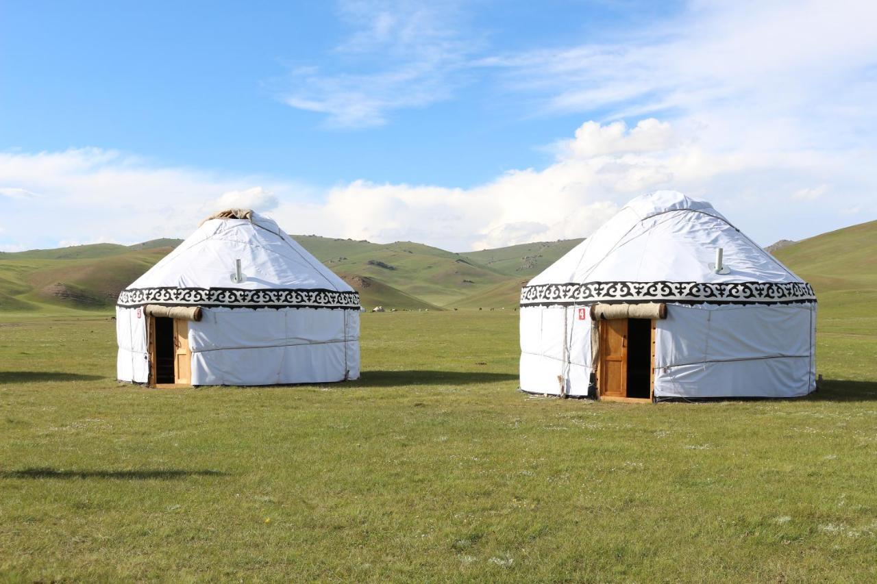 Yurt Camp Muras In Song Kol Lake Hotel Kochkor Buitenkant foto