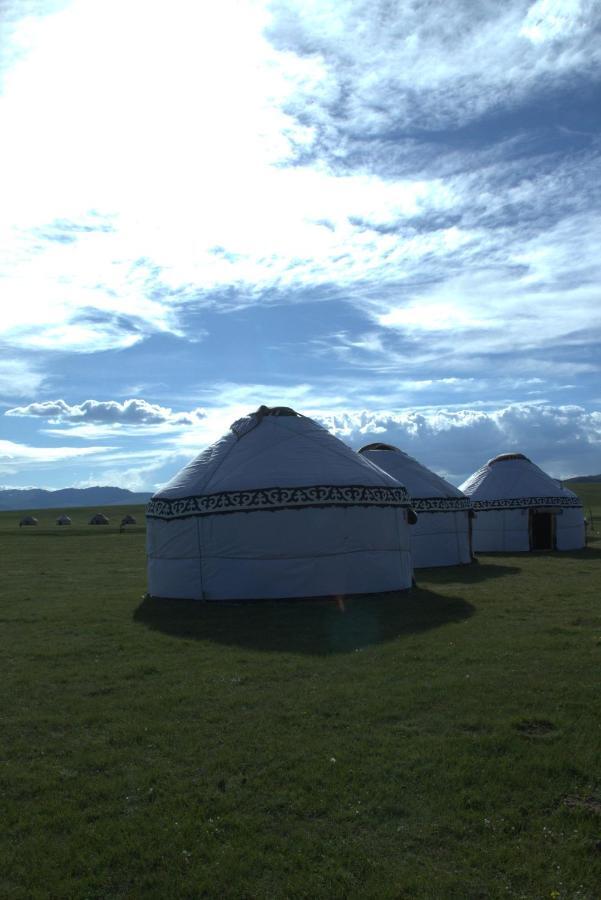 Yurt Camp Muras In Song Kol Lake Hotel Kochkor Buitenkant foto